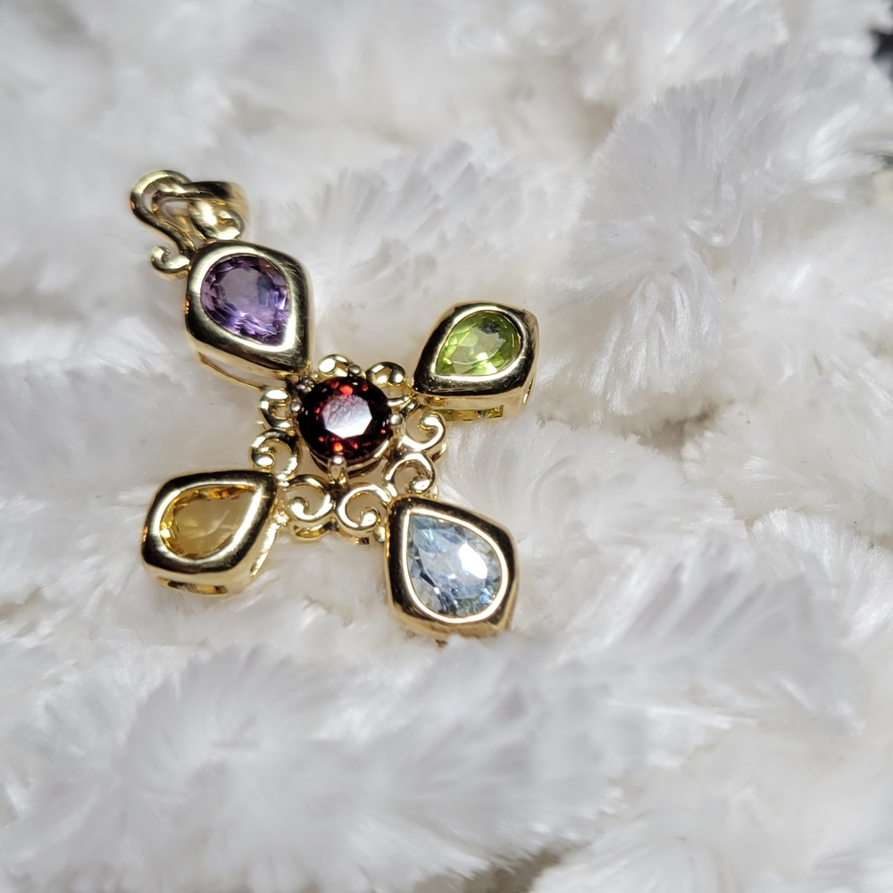 Elegant Multi-Color Gemstone Pendant